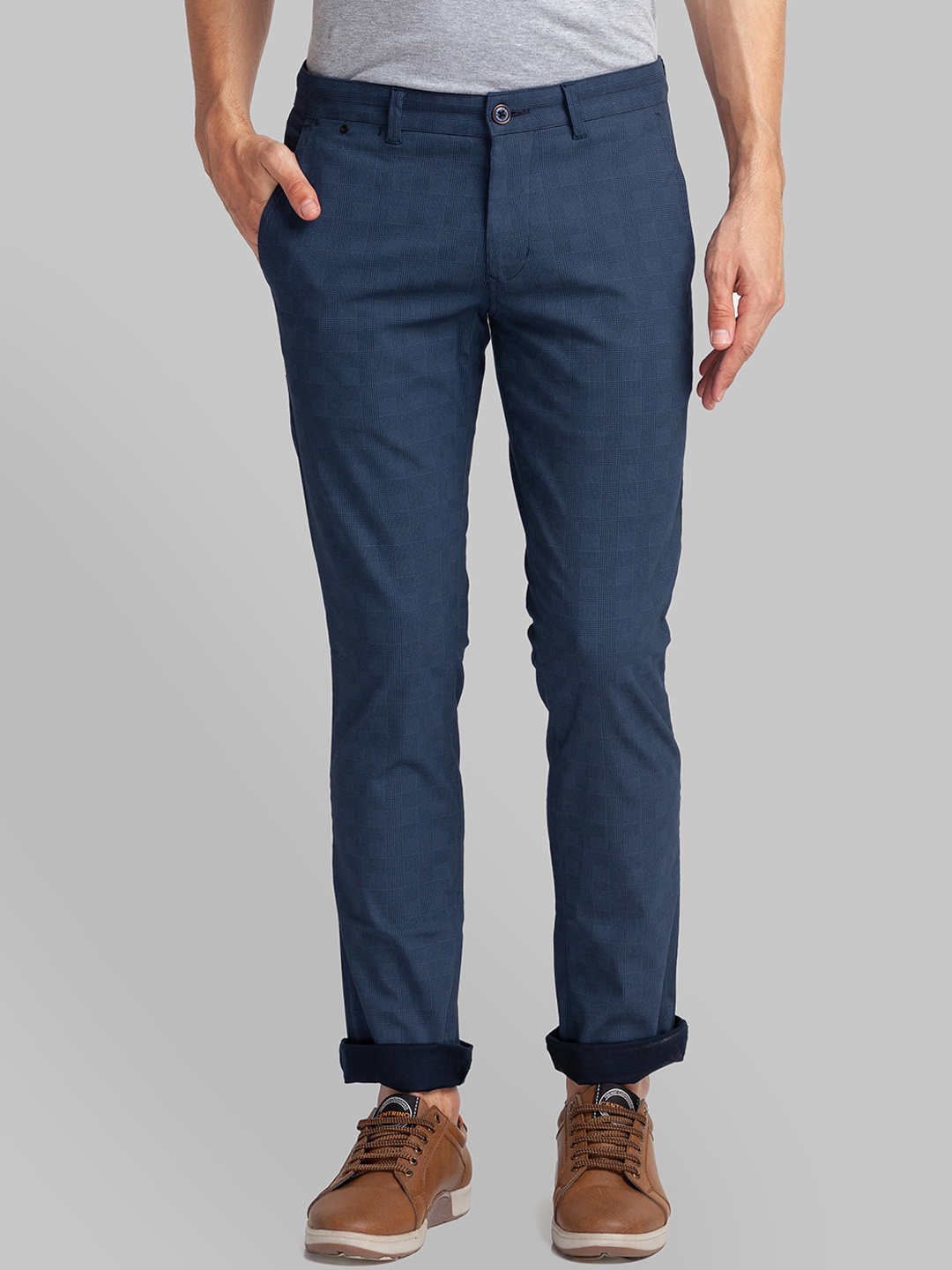 

Parx Men Blue Checked Tapered Fit Trousers