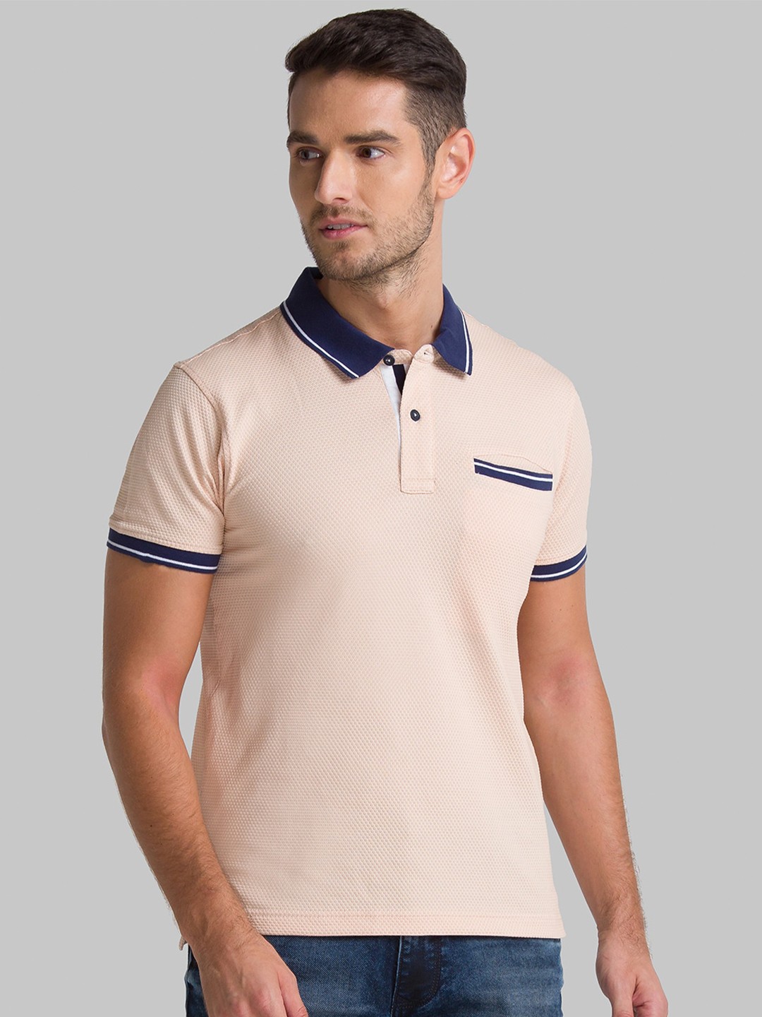 

Parx Men Beige & Navy Blue Polo Collar Pockets T-shirt