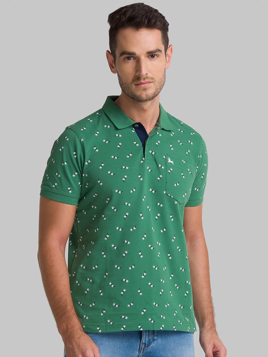 

Parx Men Green Polo Collar Pockets T-shirt