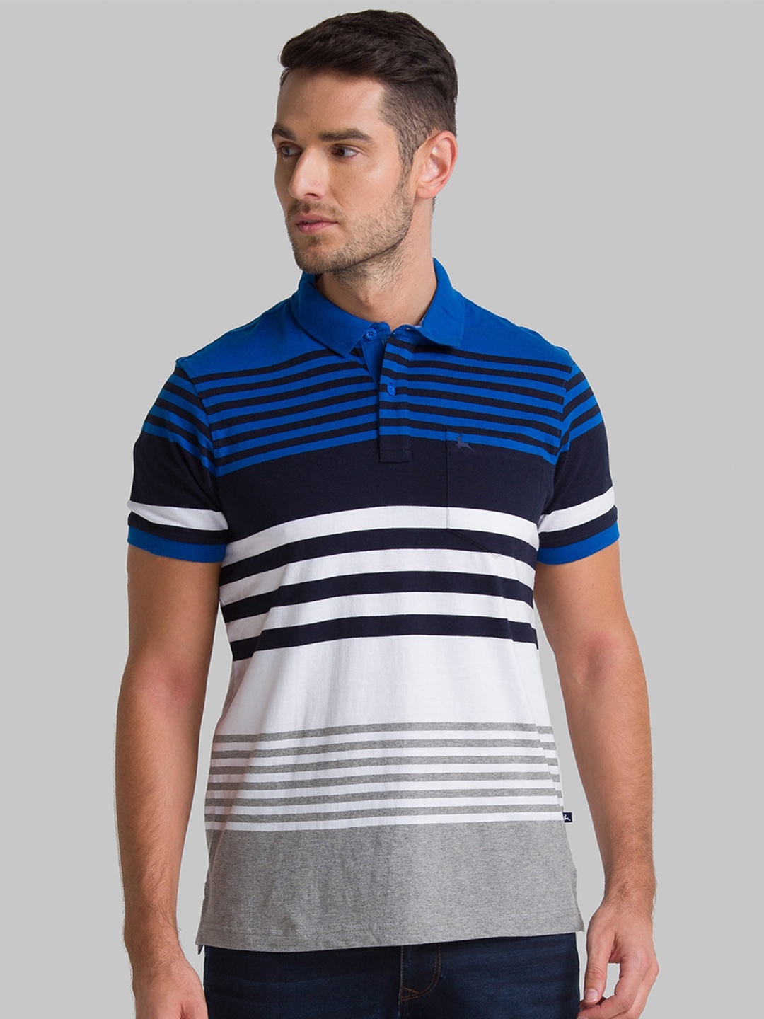 

Parx Men Blue & White Striped Henley Neck Pockets T-shirt