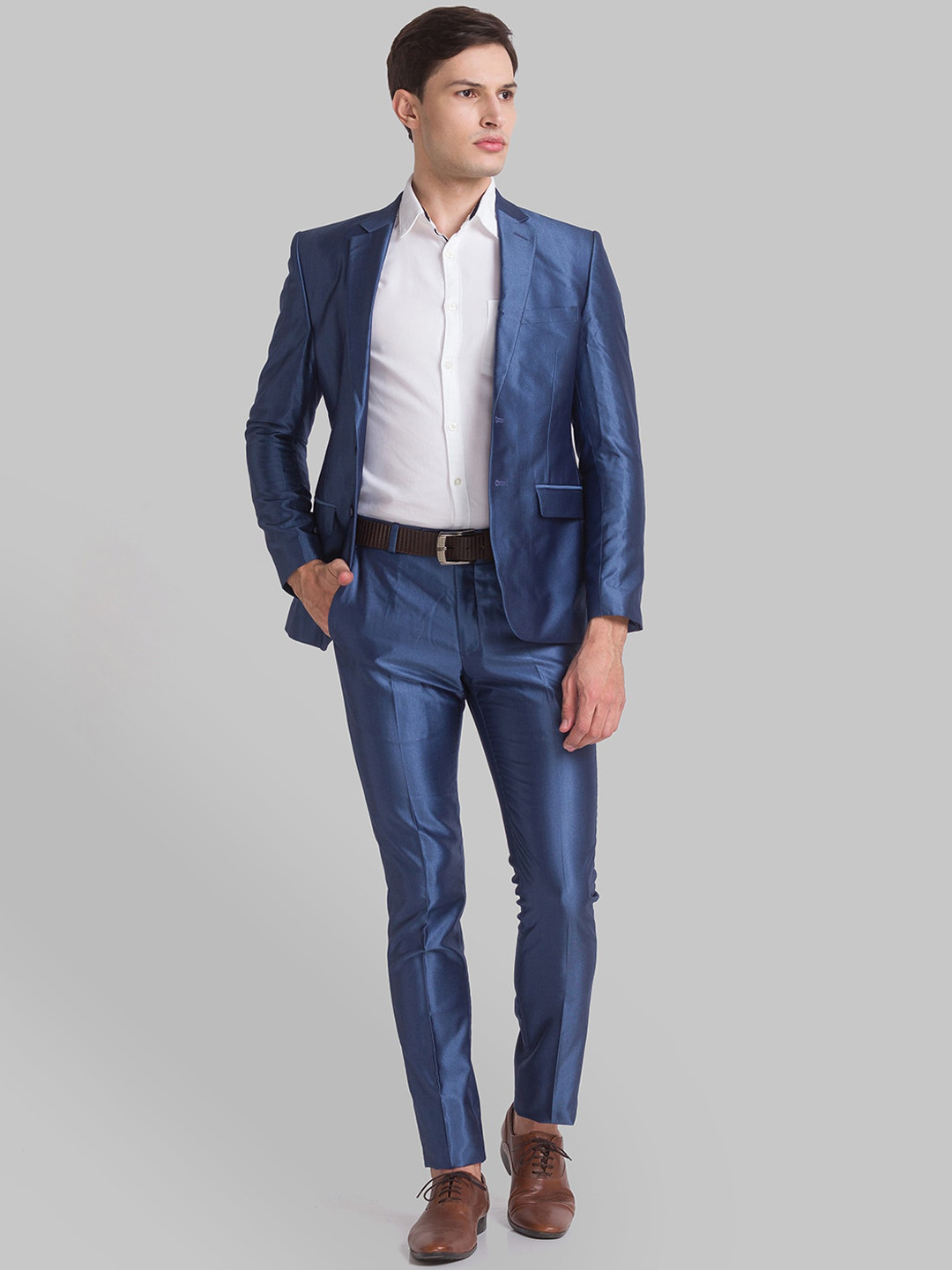 

Parx Men Blue Solid Single-Breasted Two-Piece Casual Suit