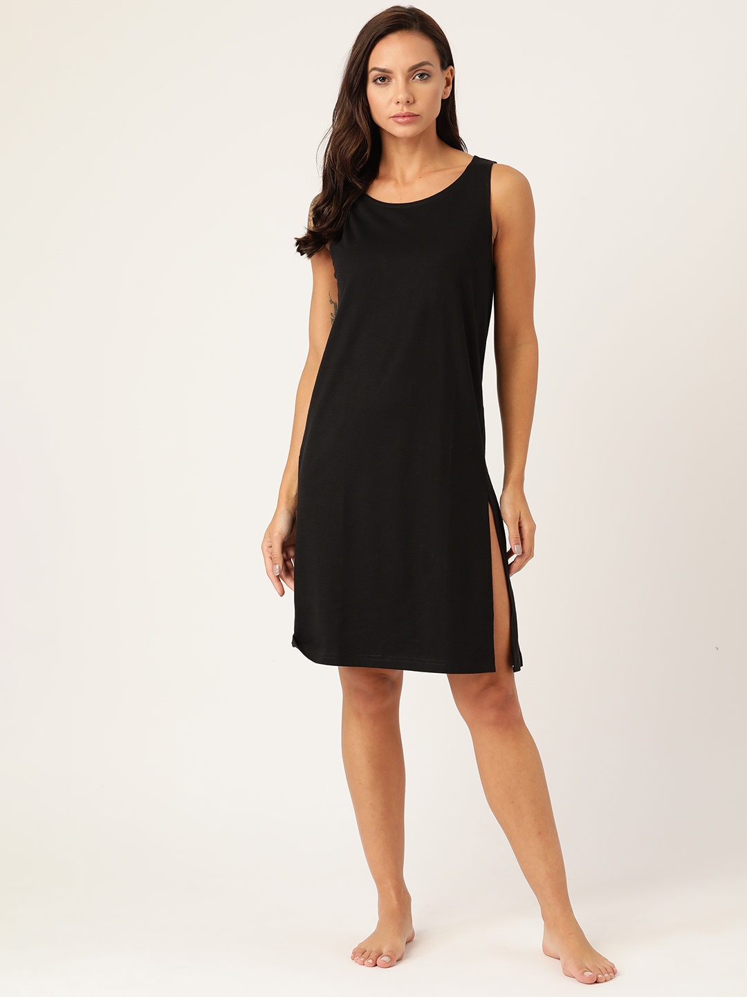 

Besiva Black Solid Nightdress with Side Slit