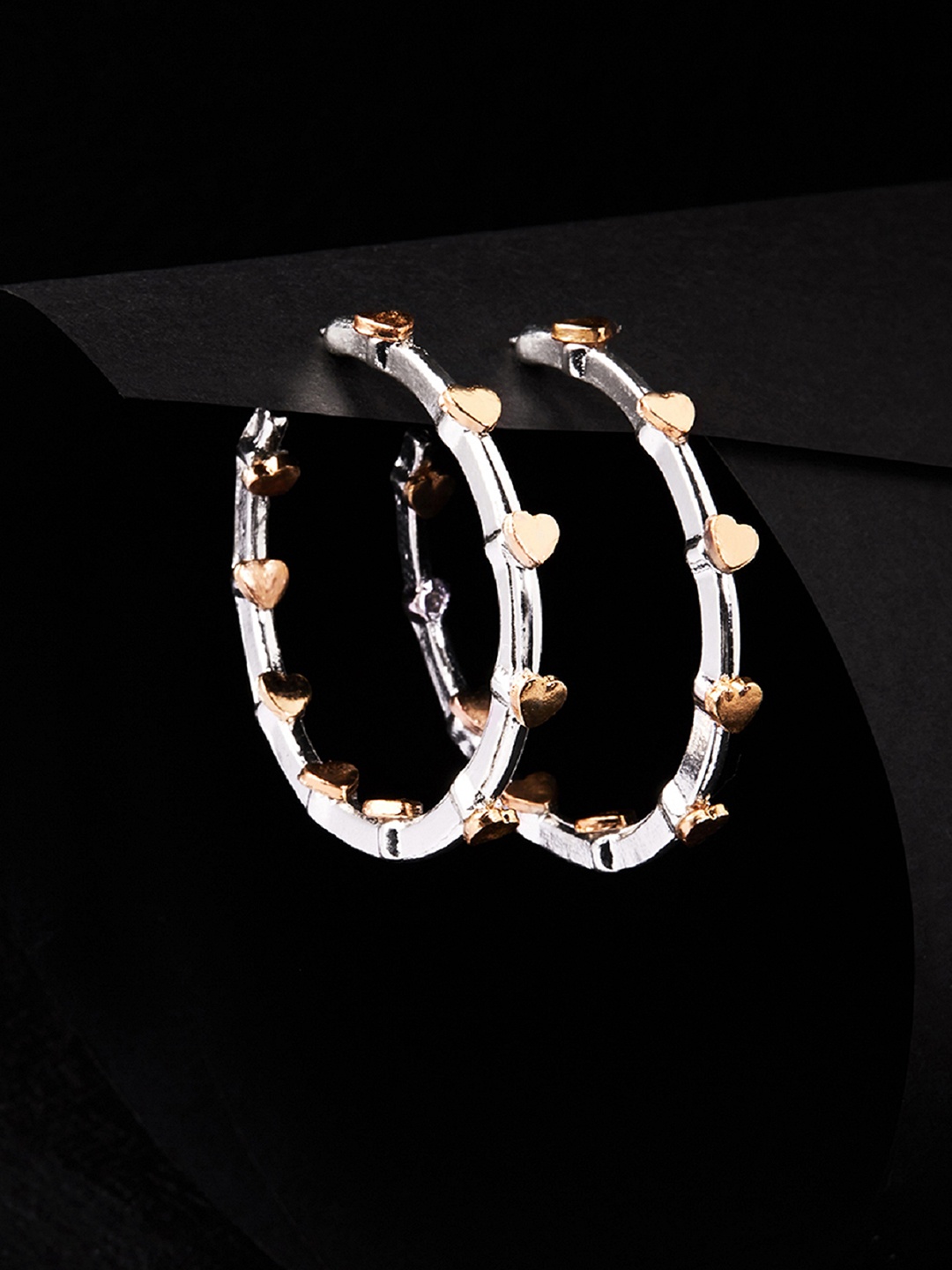 

Accessorize London Women Metallic Feel Good Heart Hoop Earring, Silver