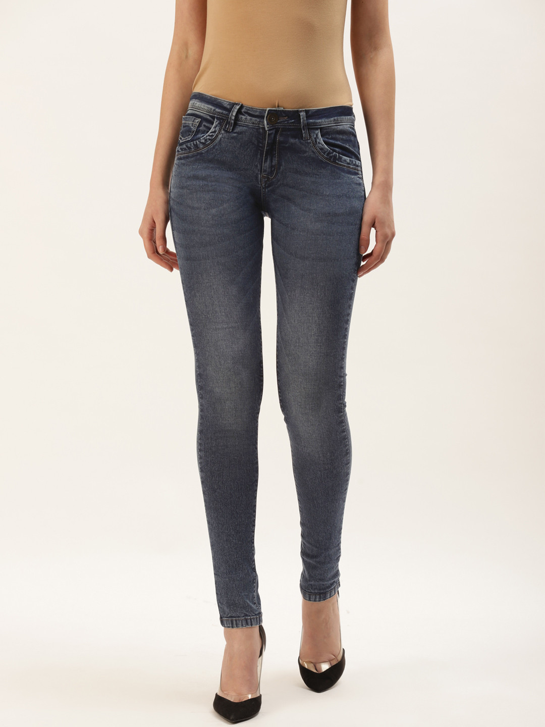 

urSense Women Blue Slim Fit Low-Rise Light Fade Stretchable Jeans