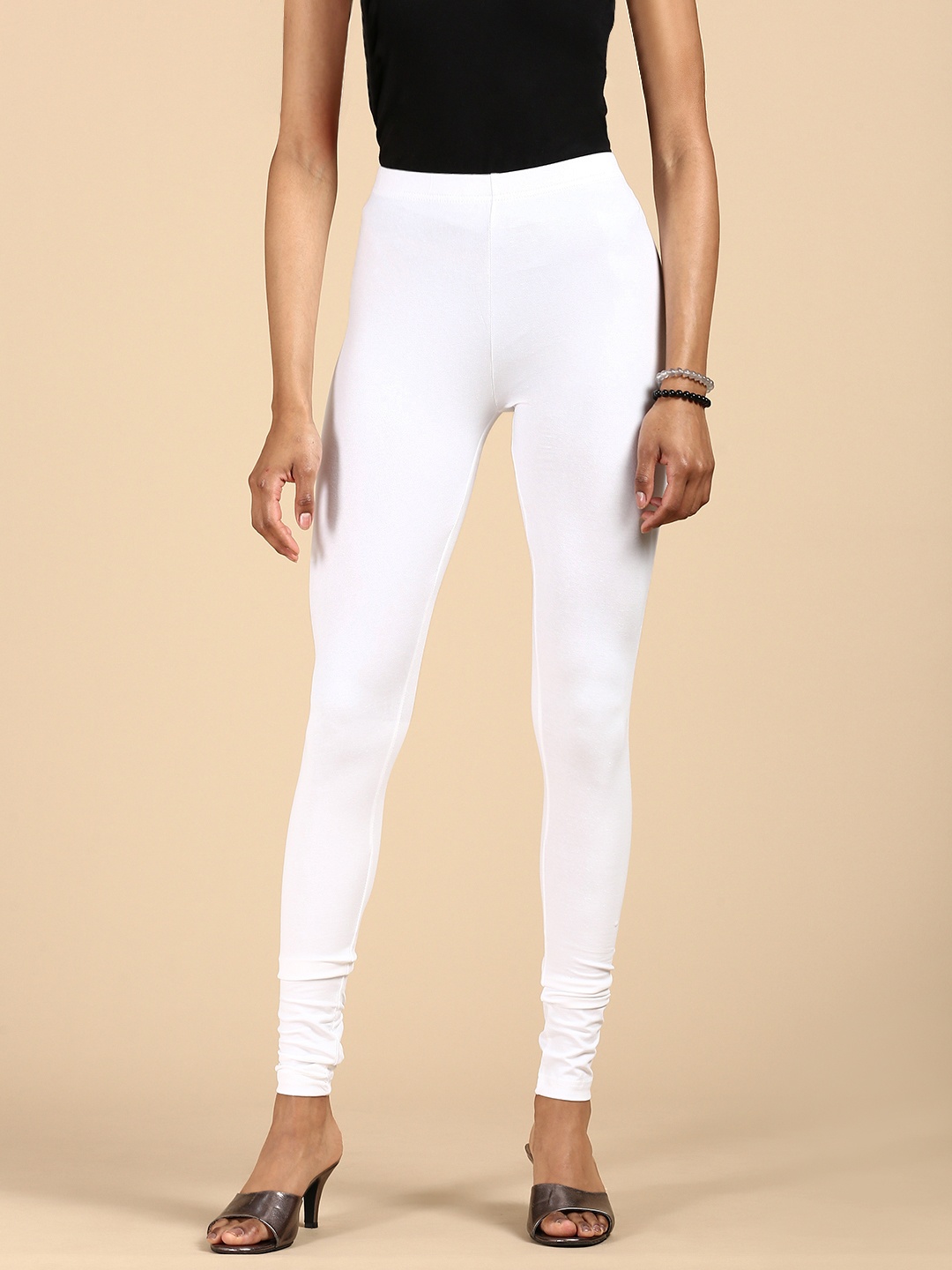 

De Moza Women White Solid Cotton Churidar-Length Leggings