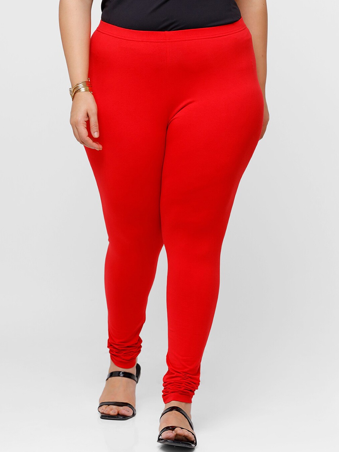 

De Moza Women Red Solid Cotton Churidar-Length Leggings