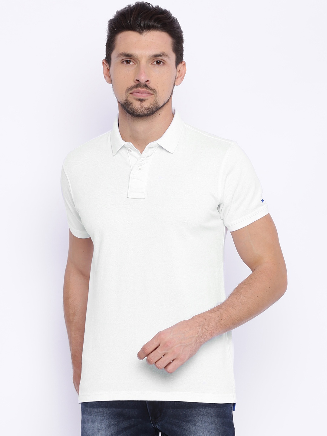 

Basics Men White Solid Slim Fit Polo Collar T-shirt