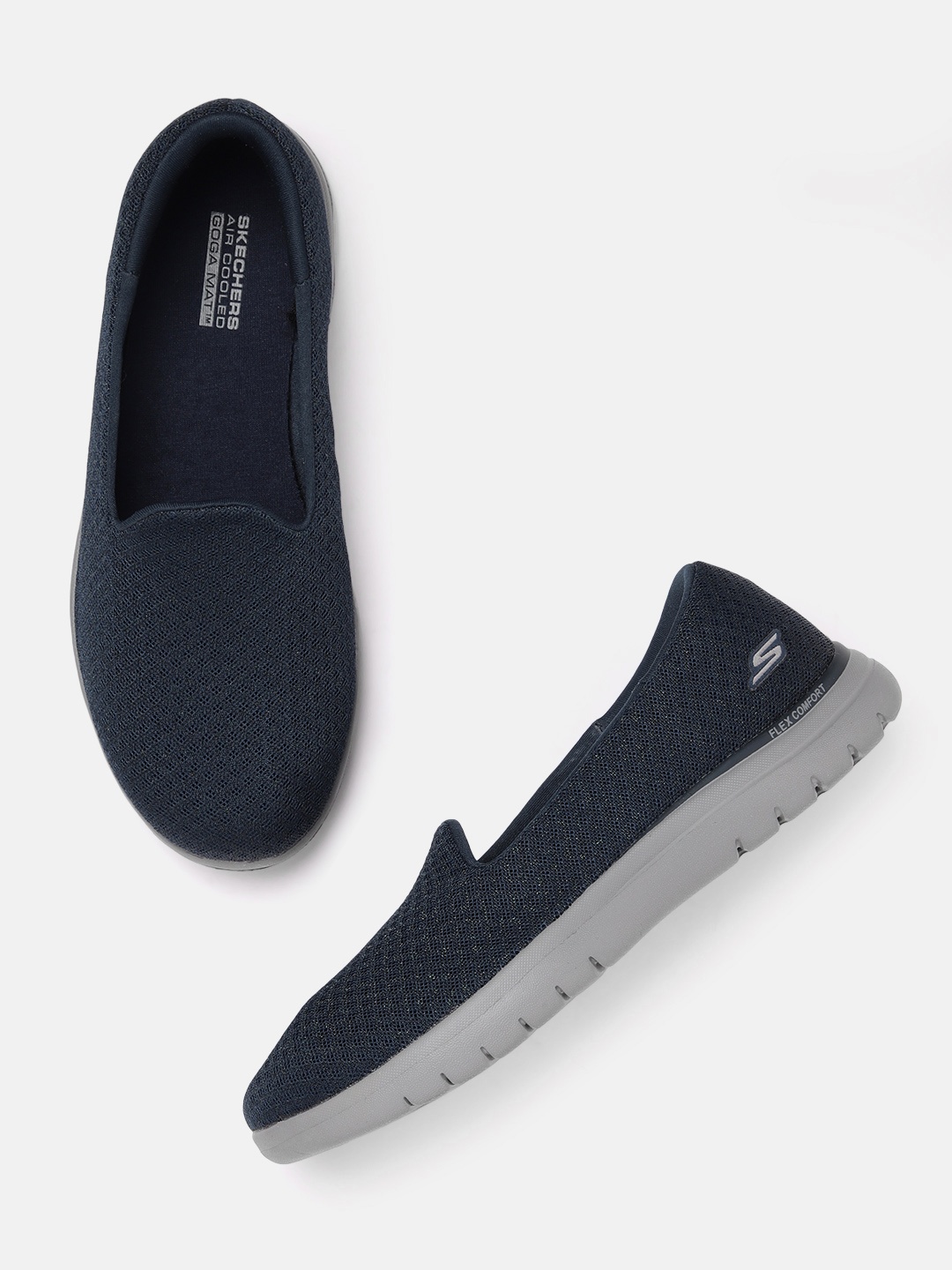 

Skechers Women SEAGER - STAT Textured Slip-On Sneakers, Navy blue