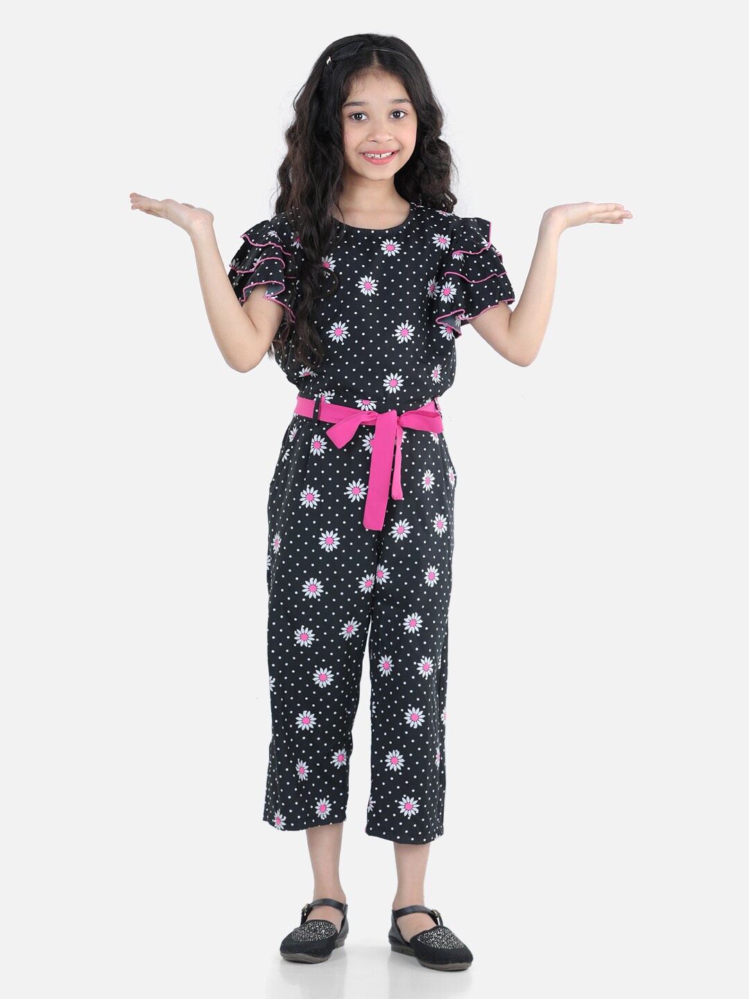 

Cutiekins Girls Black & Pink Floral & Polka Dots Printed Basic Jumpsuit