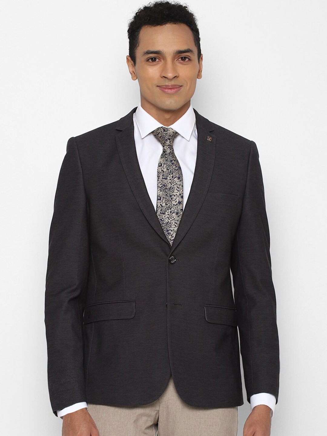 

Allen Solly Men Black Solid Slim Fit Pure Cotton Single Breasted Blazer