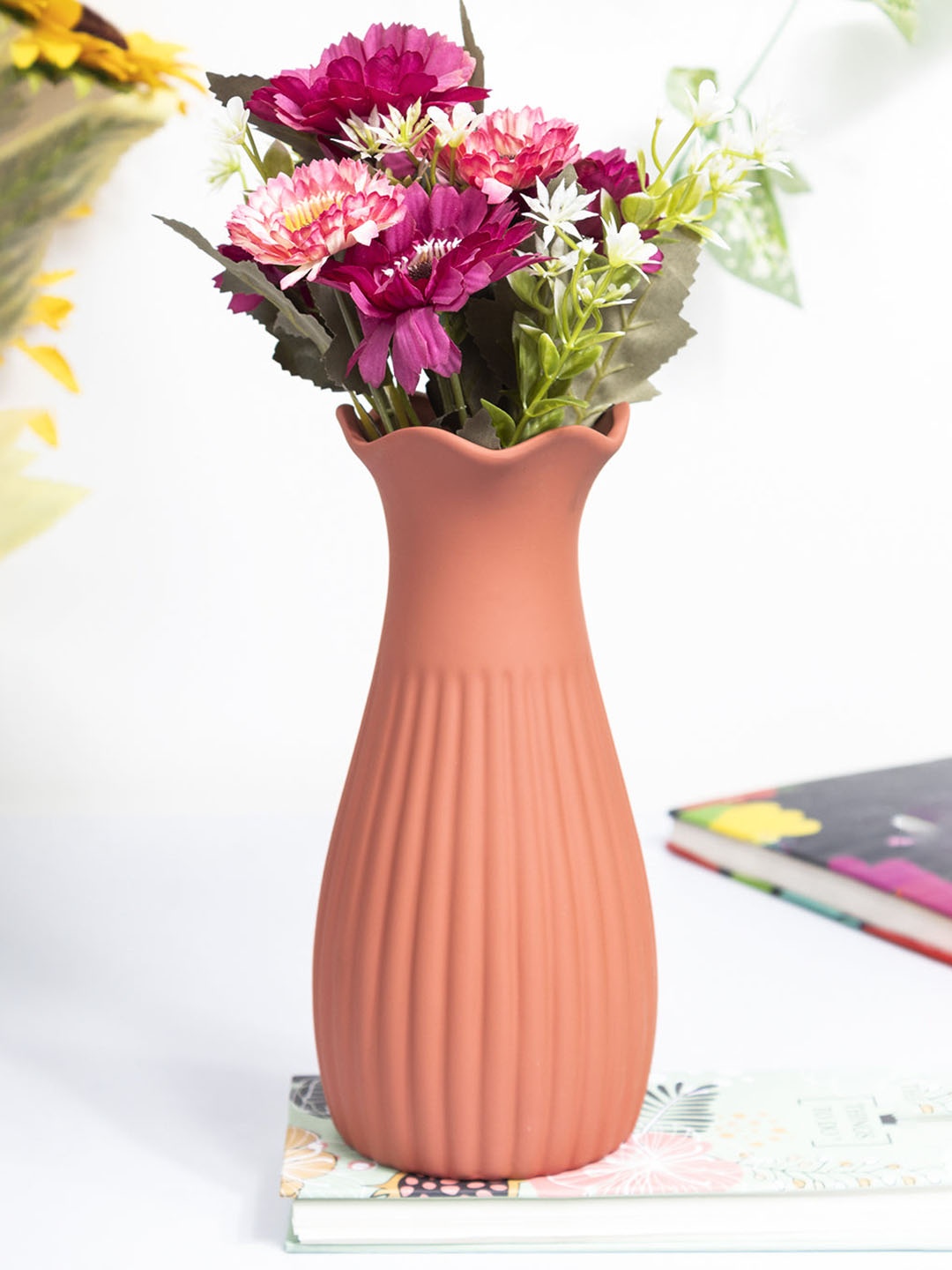 

MARKET99 Brown Textured Ceramic Vase, Multi