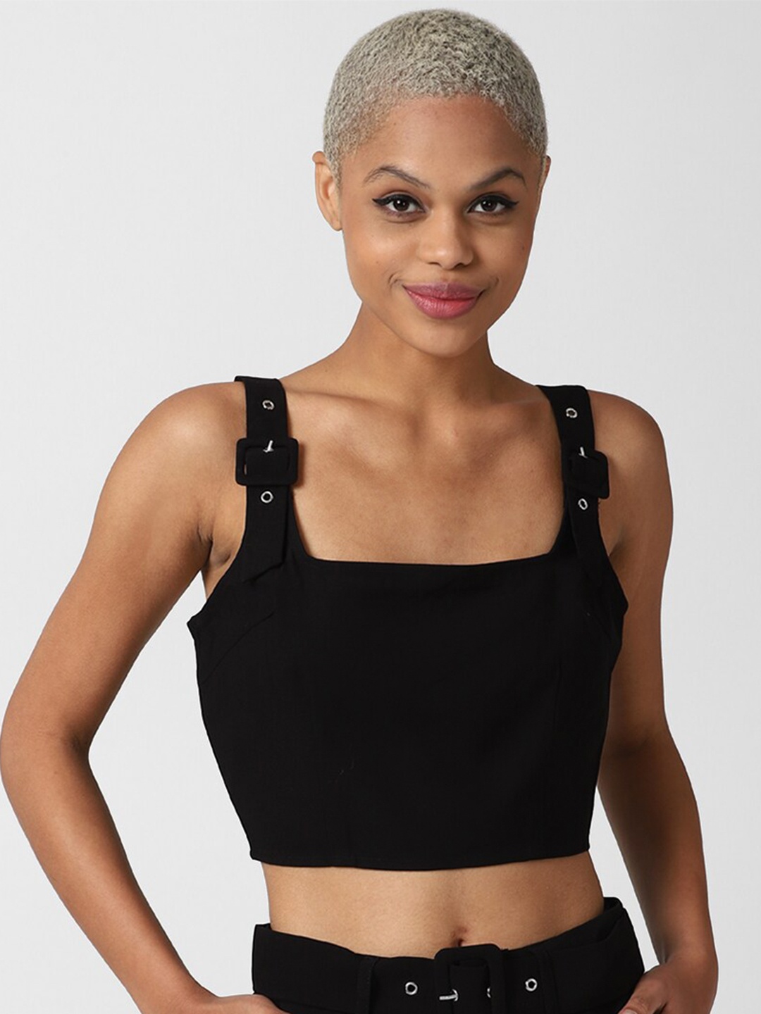 

FOREVER 21 Black Cropped Woven Top