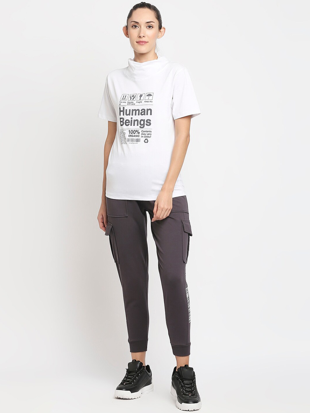 

Tuna London Women Grey & White Printed TShirt With Shorts
