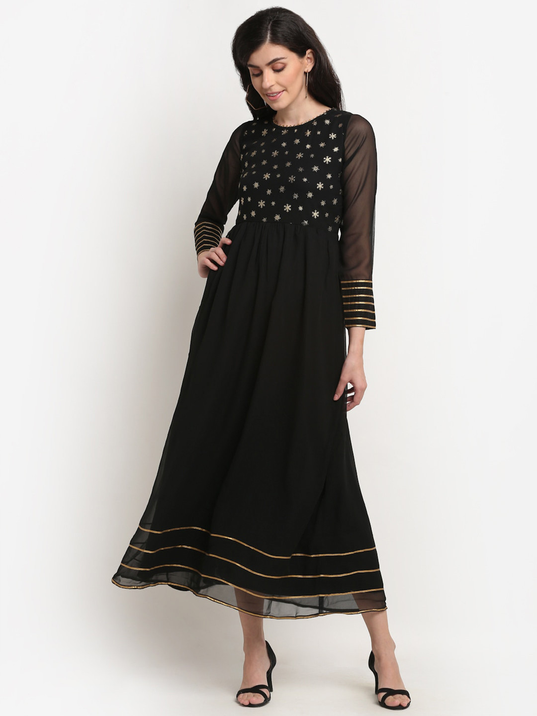 

La Zoire Black Georgette Midi Dress