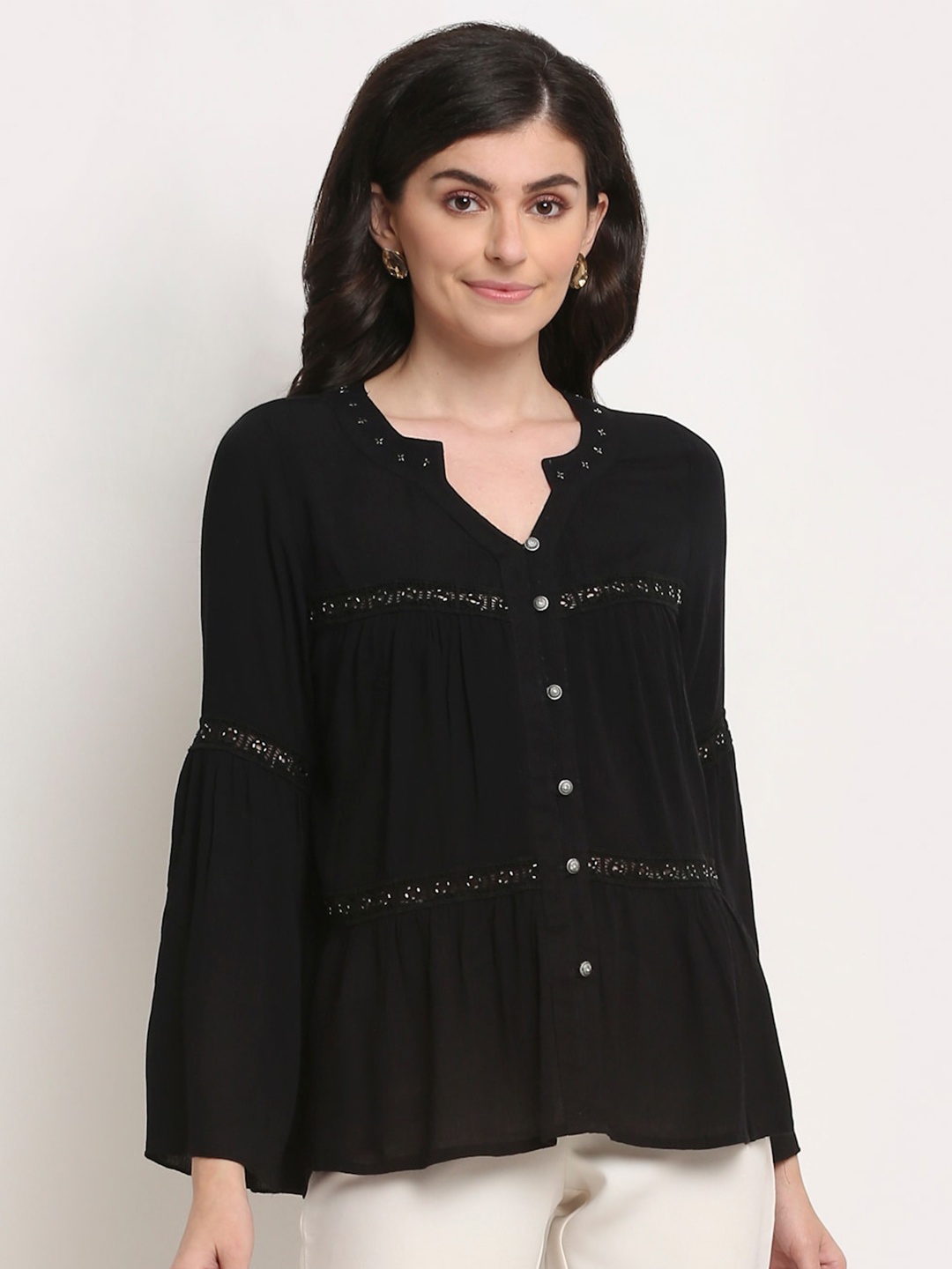

La Zoire Black Mandarin Collar Top