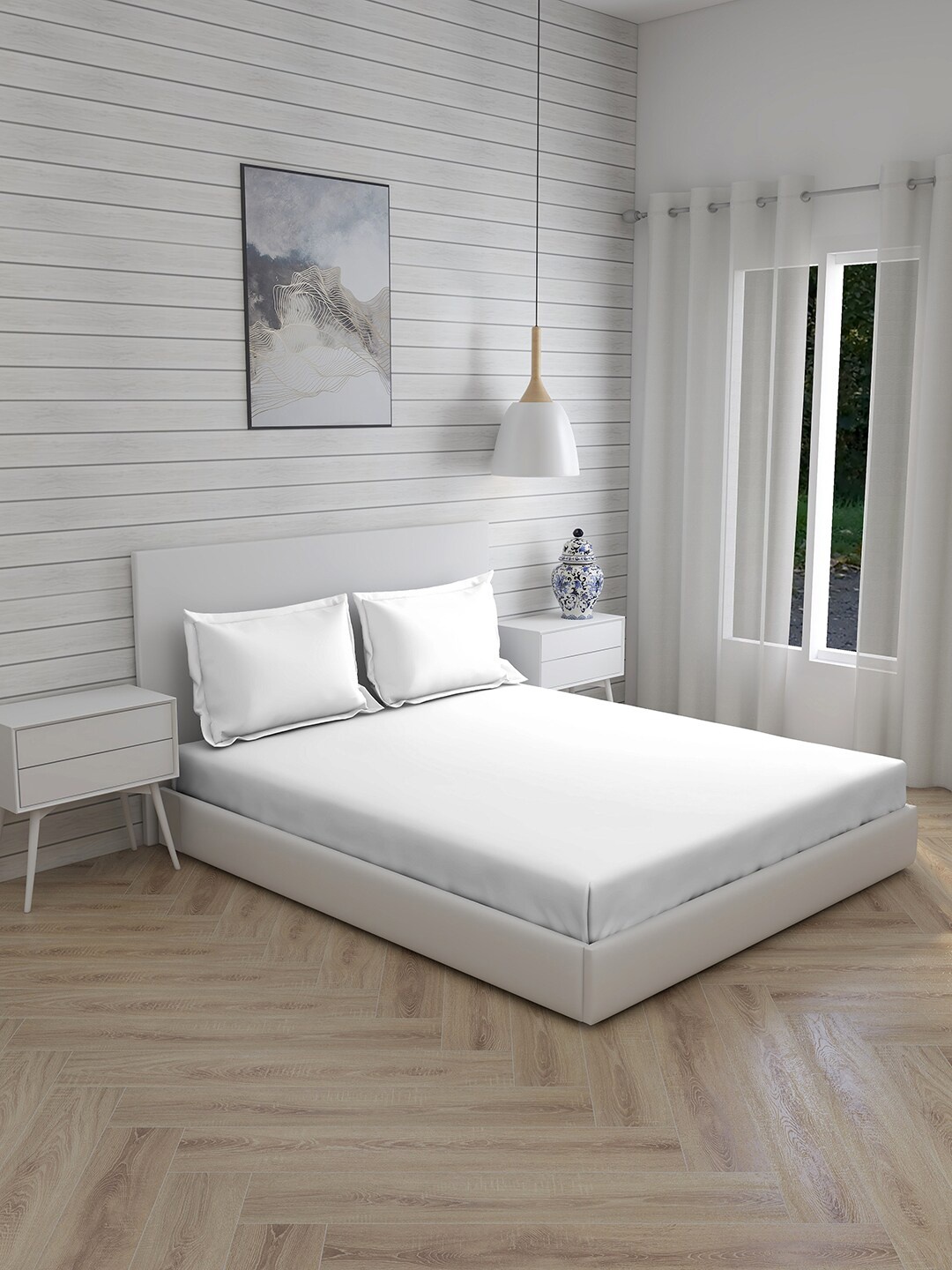 

Layers White 144 TC Double Solid Bed Sheet with 2 Pillow Covers