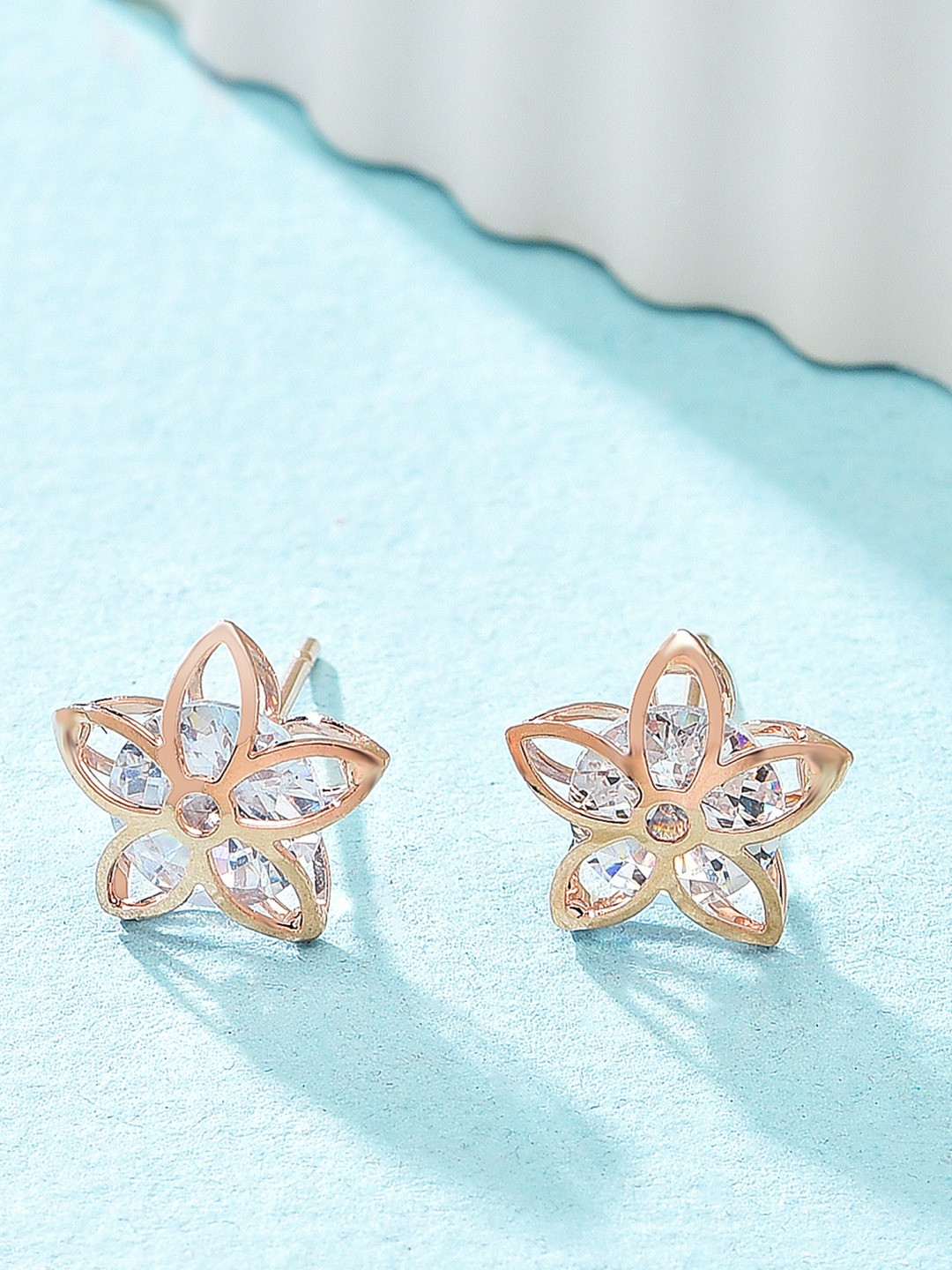 

AMI Rose Gold-Plated White Floral Cubic Zirconia Studs Earrings