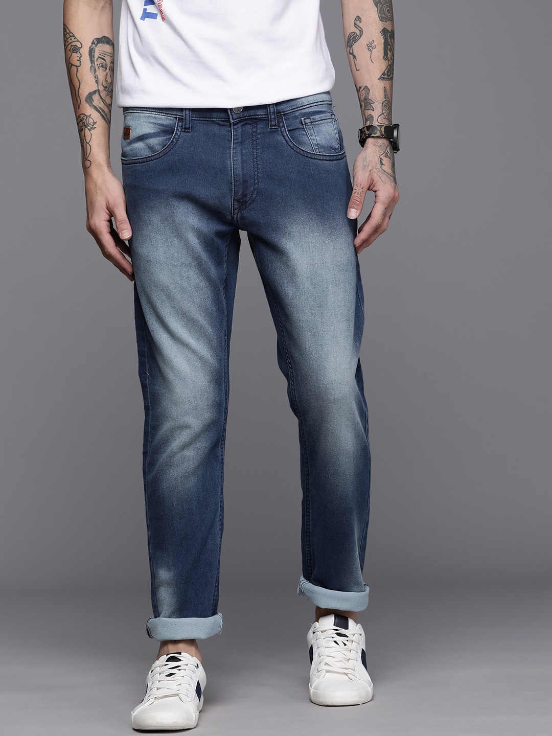 

WROGN Men Blue Slim Fit Heavy Fade Stretchable Jeans