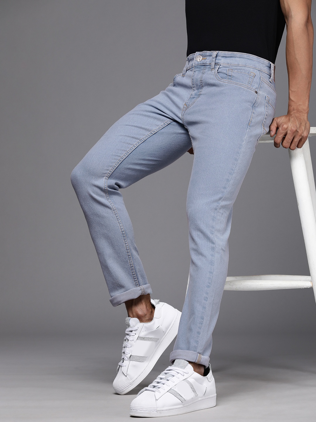 

WROGN Men Blue Slim Fit Stretchable Jeans
