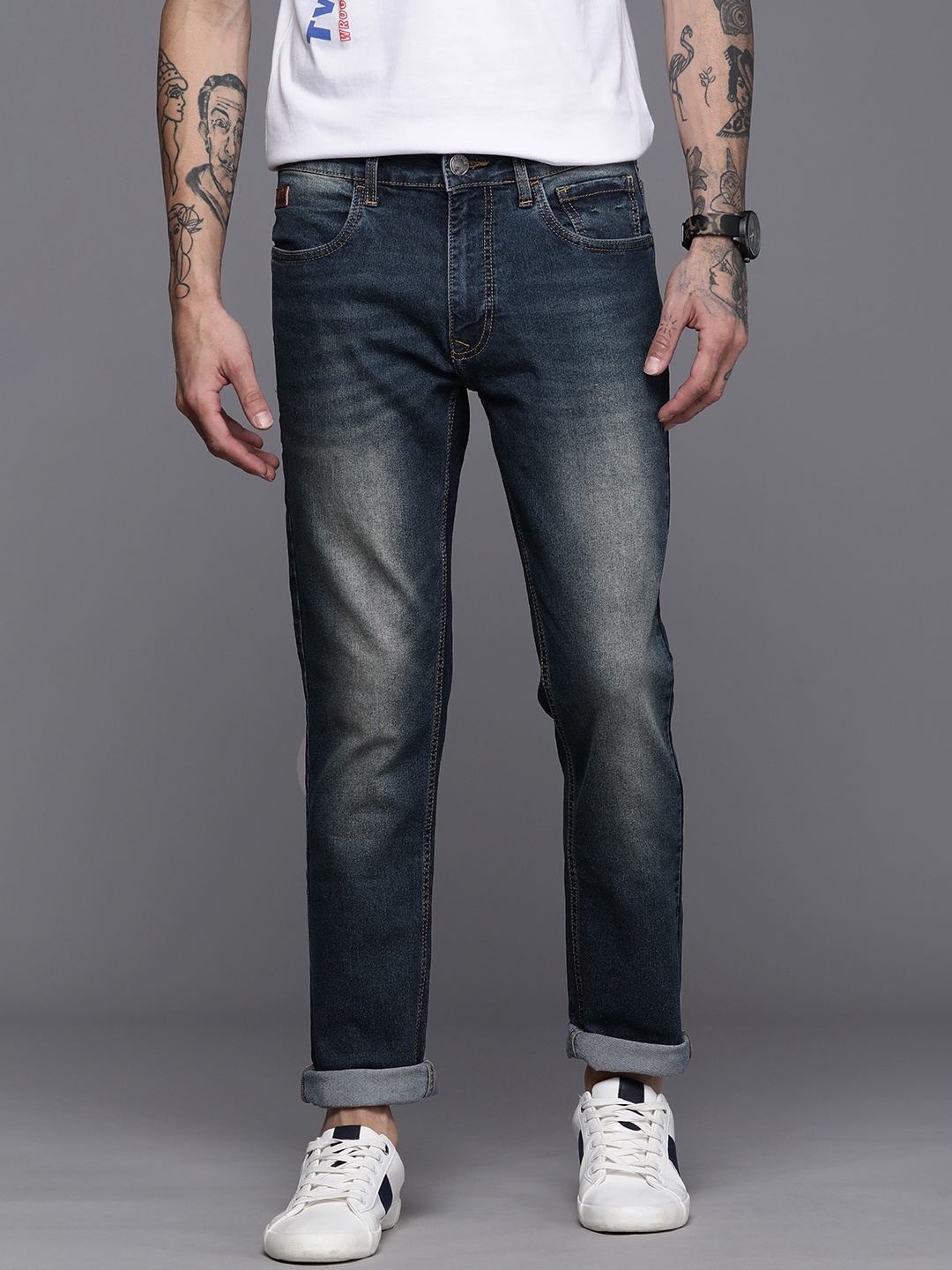 

WROGN Men Blue Slim Fit Heavy Fade Stretchable Jeans