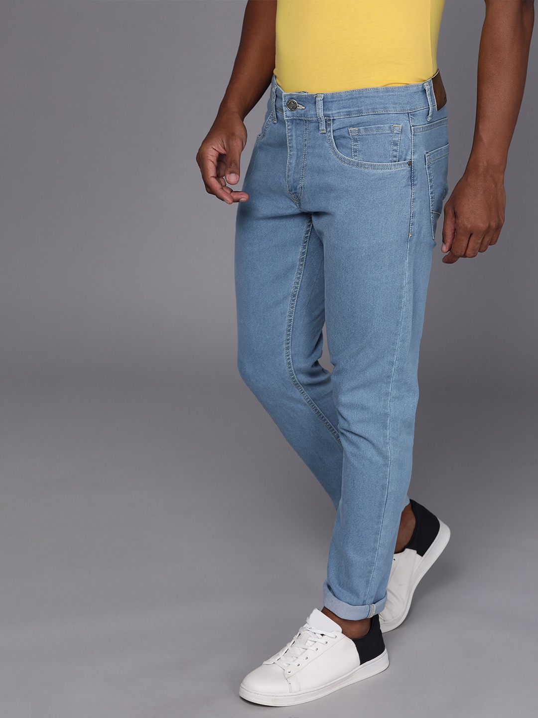 

WROGN Men Blue Slim Fit Stretchable Jeans
