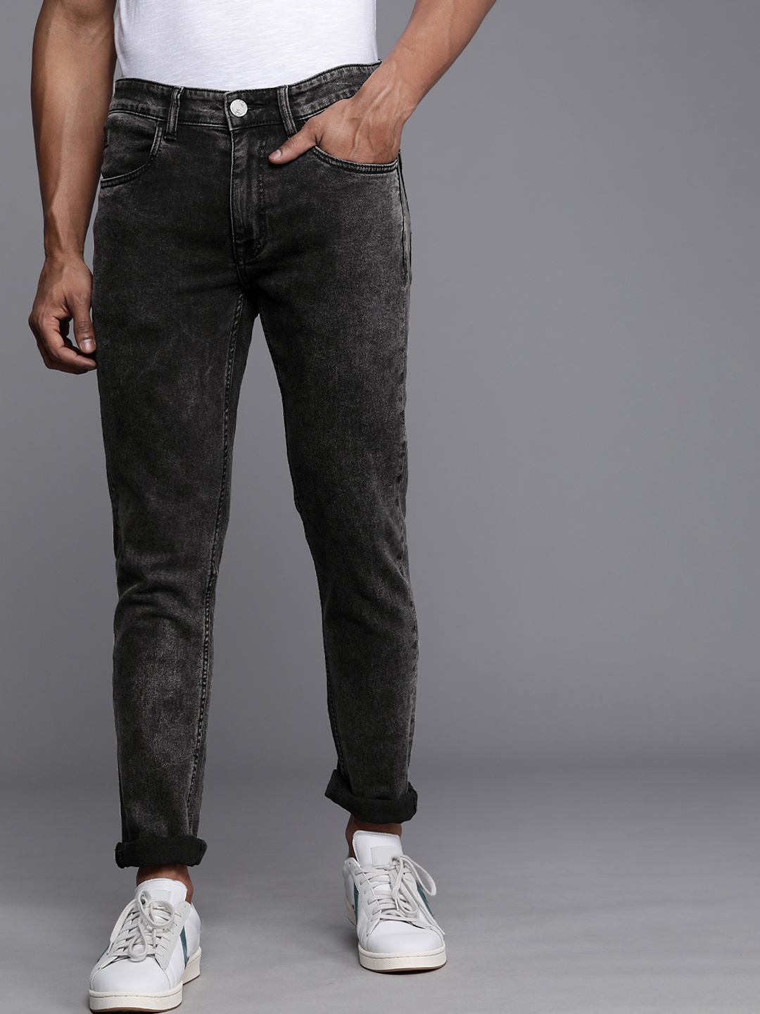 

WROGN Men Grey Skinny Fit Heavy Fade Stretchable Jeans