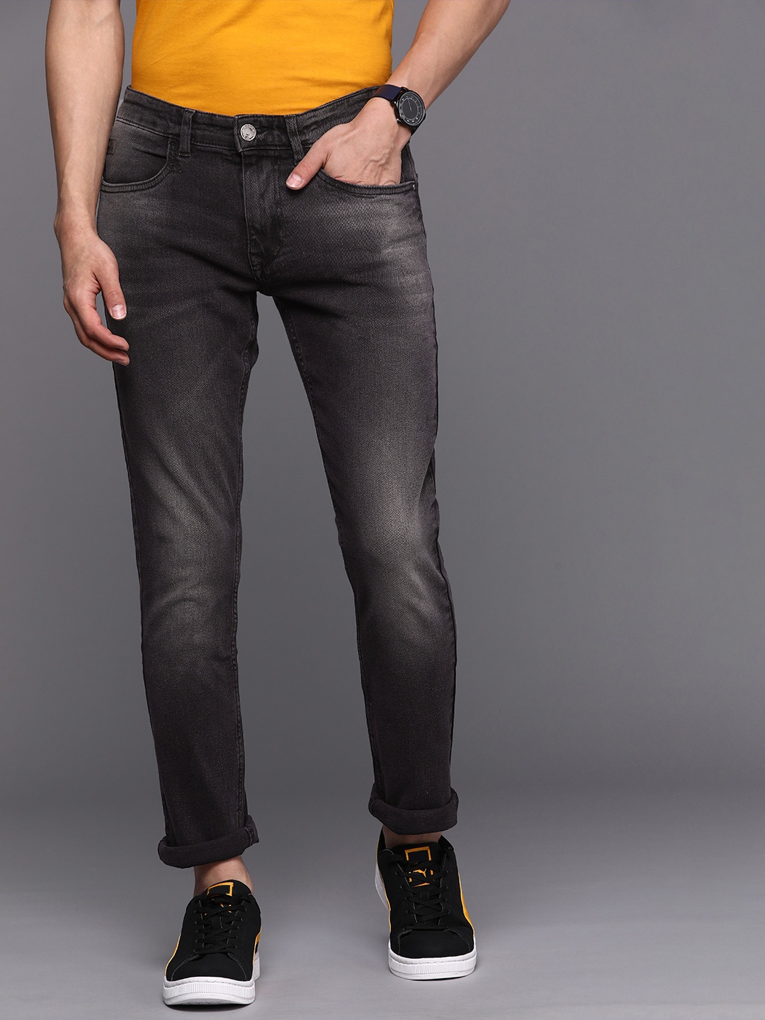 

WROGN Men Black Slim Fit Light Fade Stretchable Jeans