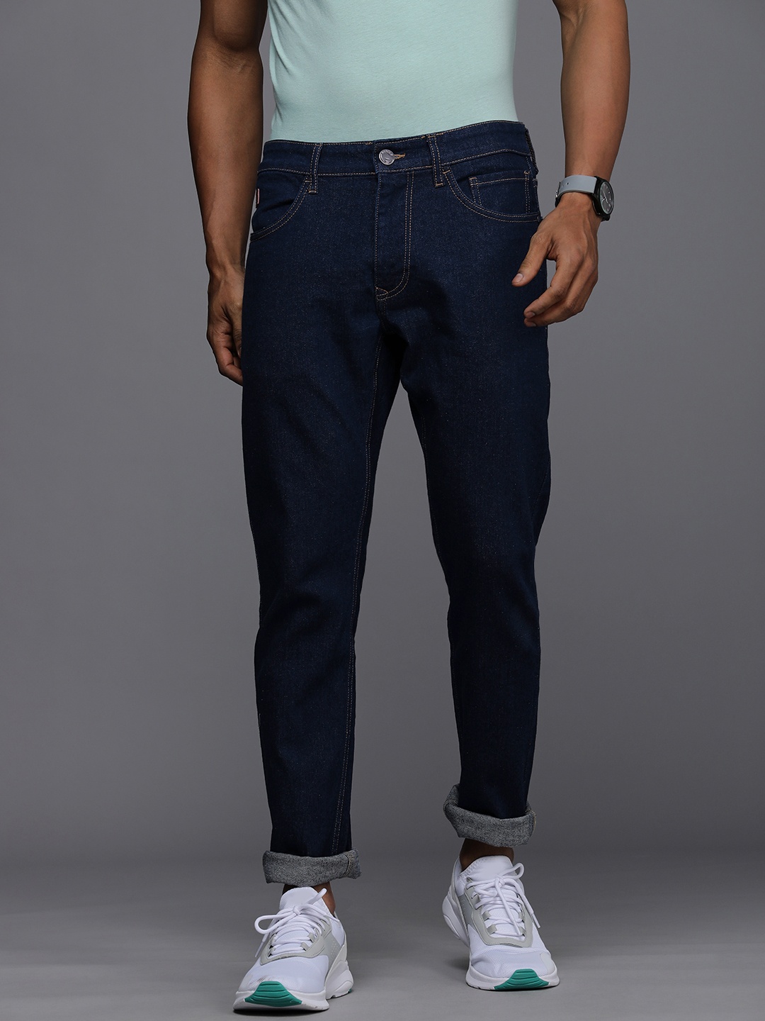 

WROGN Men Blue Slim Fit Mid-Rise Clean Look Jeans