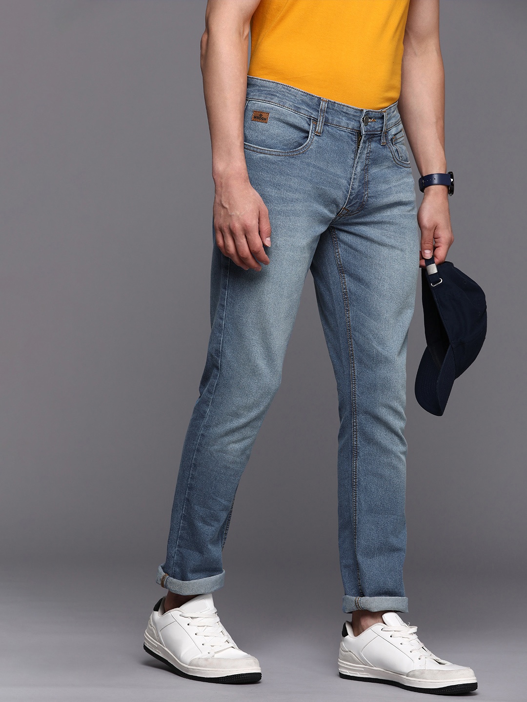 

WROGN Men Blue Slim Fit Heavy Fade Stretchable Jeans