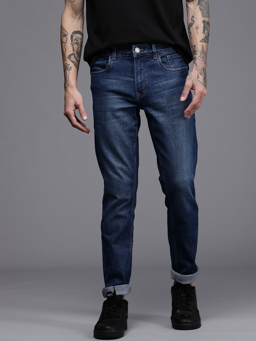 WROGN Men Blue Slim Fit Light Fade Stretchable Jeans