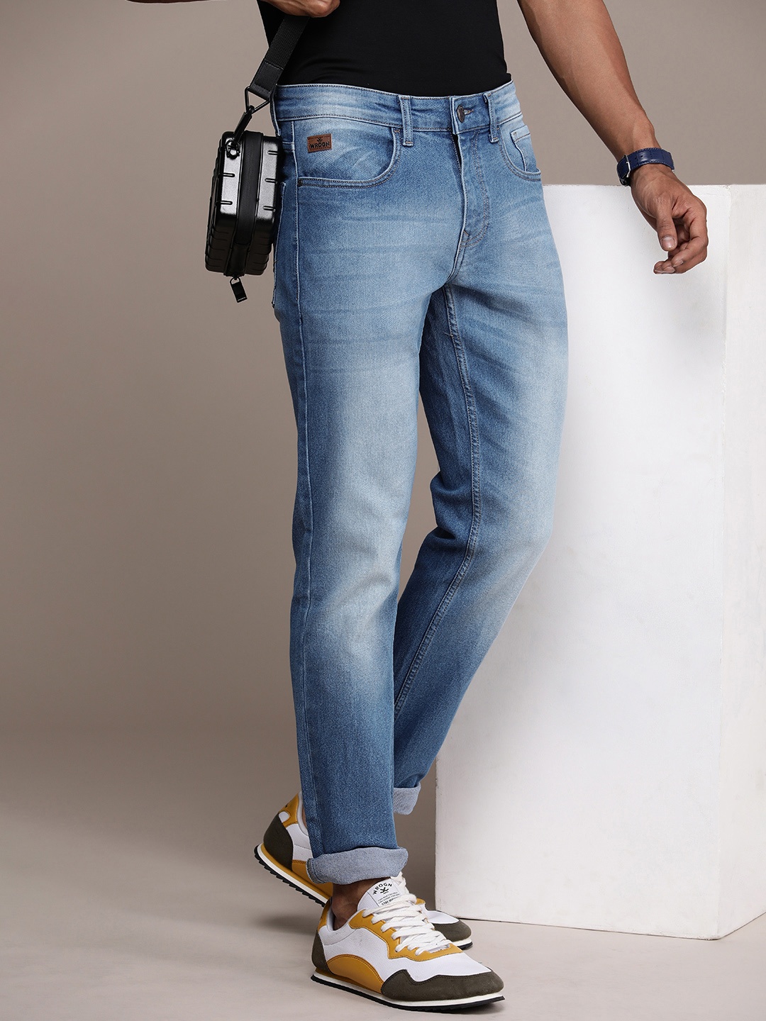 

WROGN Men Slim Fit Heavy Fade Stretchable Jeans, Blue