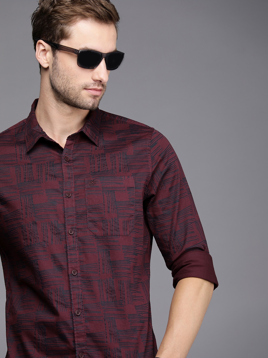 

WROGN Men Maroon Slim Fit Abstract Opaque Printed Pure Cotton Casual Shirt with Pocket