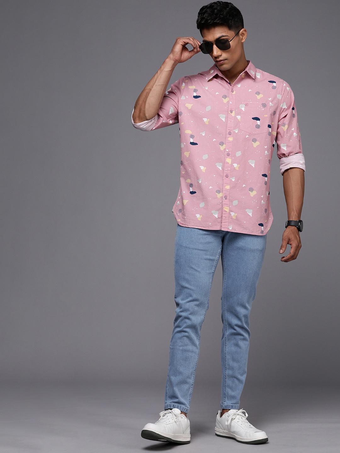 

WROGN Men Pink & Grey Slim Fit Printed Casual Pure Cotton Shirt