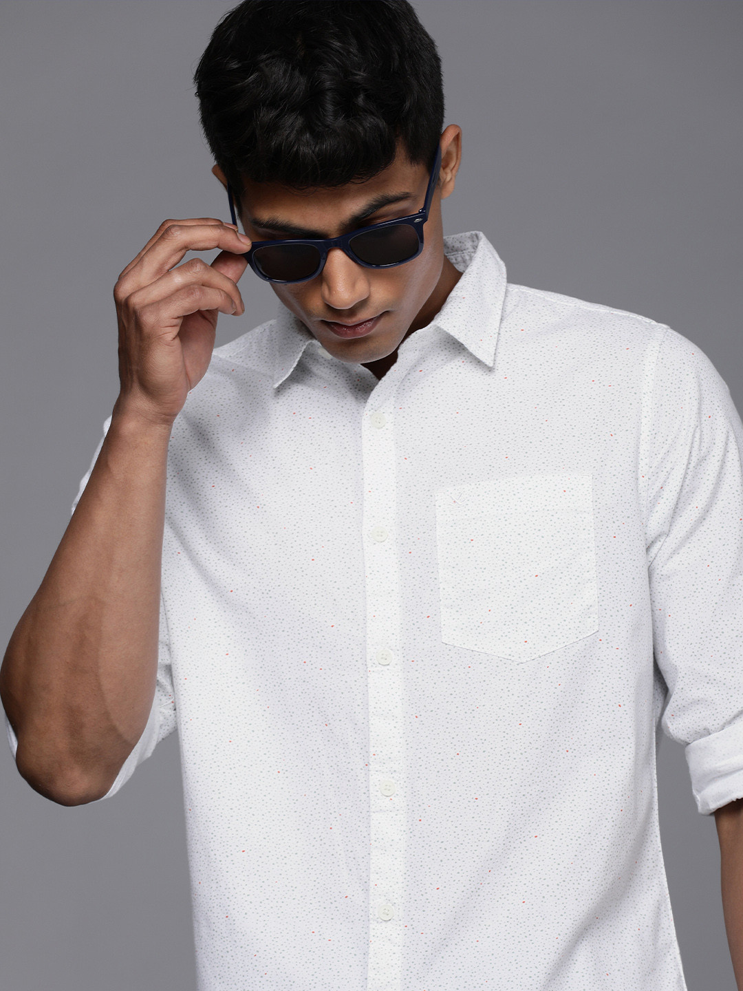 

WROGN Men White Slim Fit Printed Casual Shirt