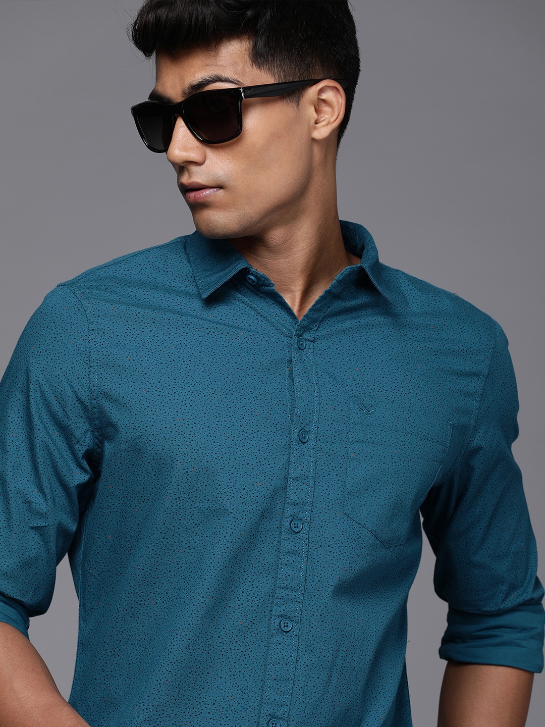 

WROGN Men Teal Blue Slim Fit Printed Casual Shirt