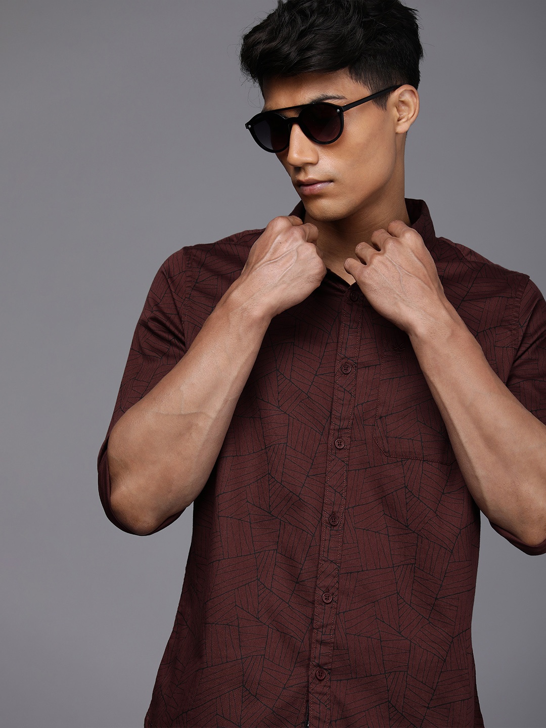 

WROGN Men Maroon Abstract Printed Casual Shirt
