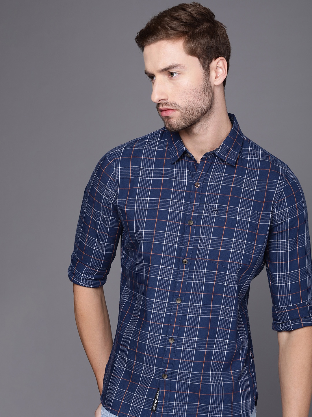 

WROGN Men Dark Blue Slim Fit Checked Pure Cotton Casual Shirt