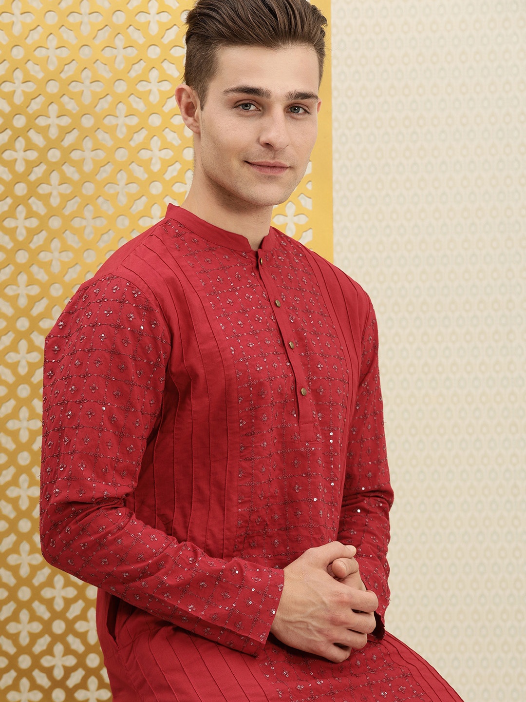 

House of Pataudi Men Maroon Embellished Thread Work Kurta