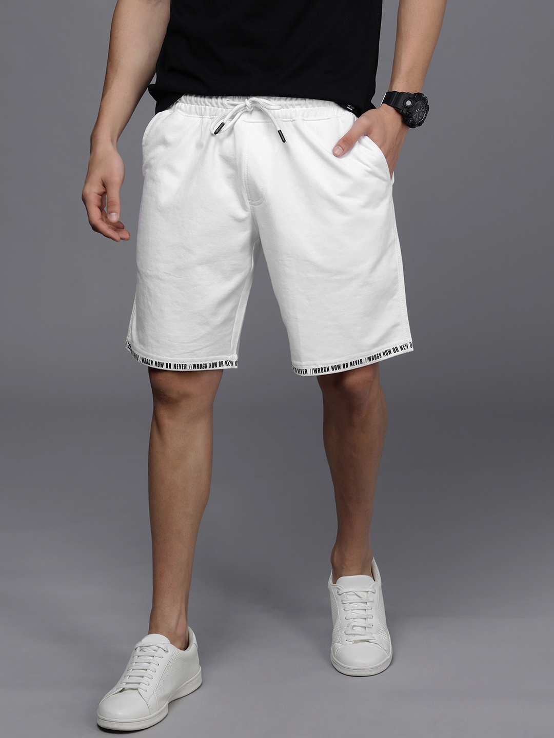 

WROGN Men White Solid Regular Shorts