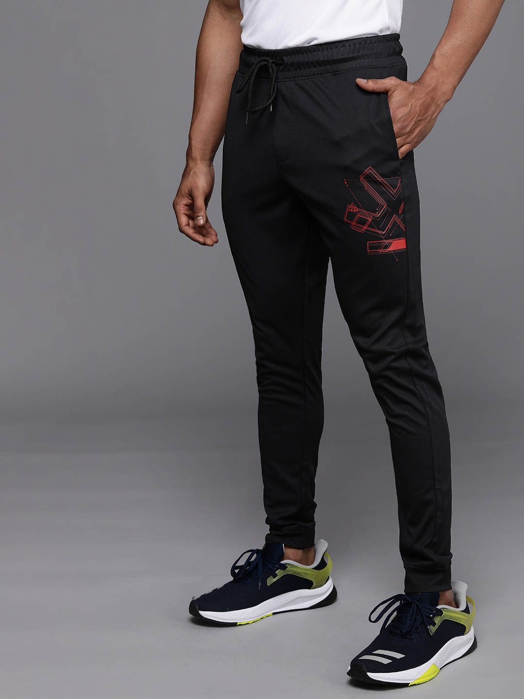 

WROGN ACTIVE Men Black Printed Slim Fit Mid Rise joggers