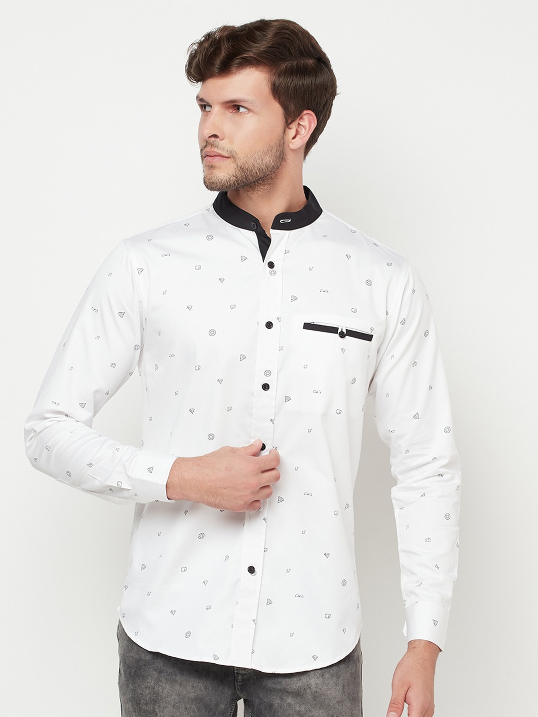 Purple State Men White & Blue Slim Fit Conversational Printed Cotton Casual Shirt