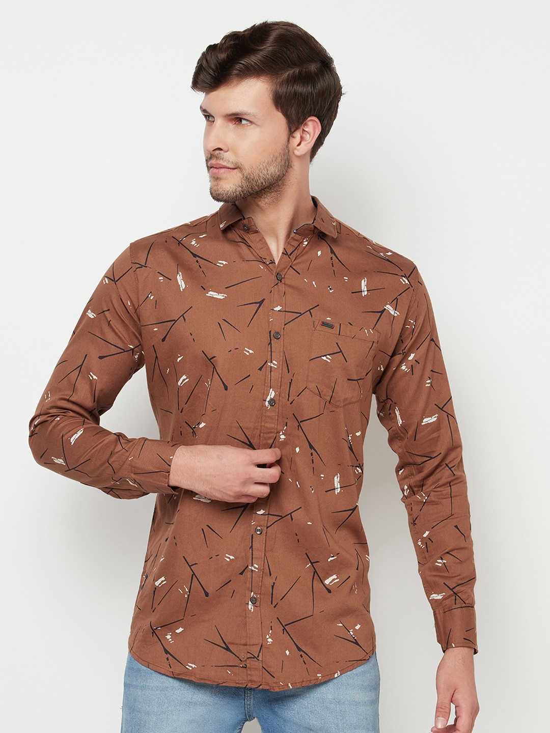 

Purple State Men Brown Slim Fit Floral Printed Casual Shirt