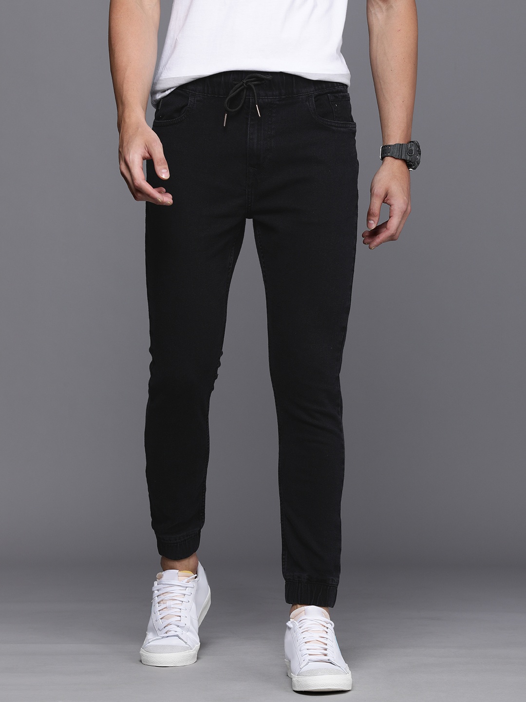 

WROGN Men Black Joggers Trousers