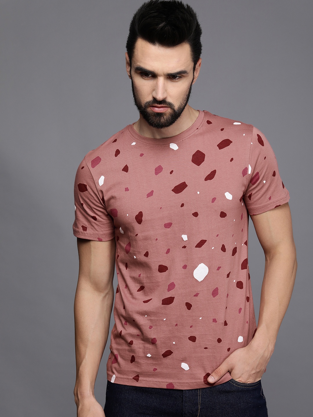 

WROGN Men Dusty Pink & Maroon Printed Pure Cotton Slim Fit T-shirt, Rose