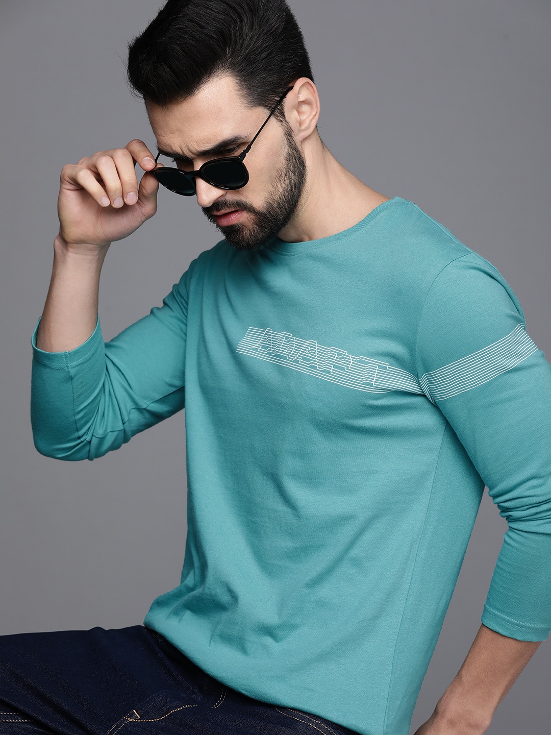 

WROGN Men Blue Typography Printed Slim Fit Pure Cotton T-shirt