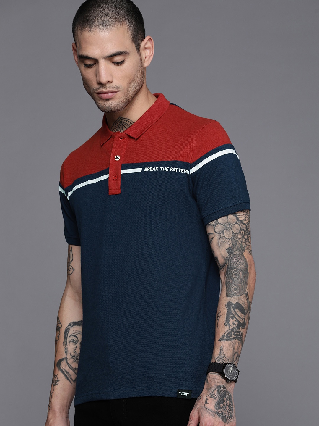 

WROGN Men Red & Navy Blue Colourblocked Polo Collar Pure Cotton Slim Fit T-shirt