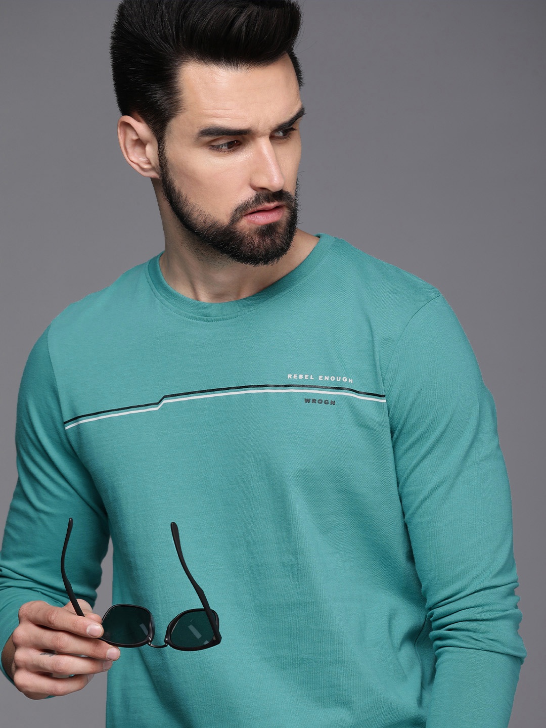 

WROGN Men Teal Blue Striped Pure Cotton Slim Fit T-shirt
