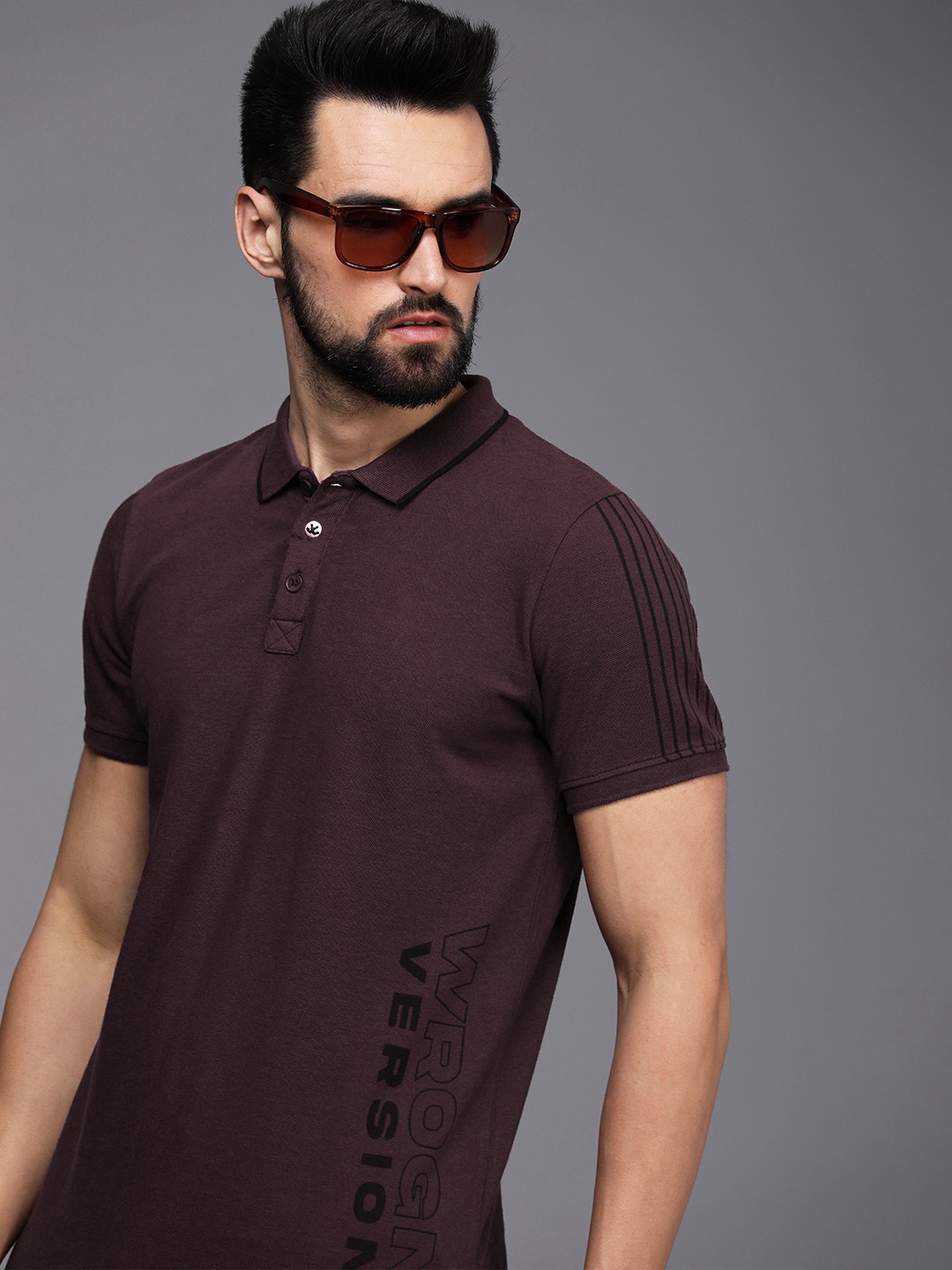 

WROGN Men Burgundy Brand Logo Printed Polo Collar Pure Cotton Slim Fit T-shirt