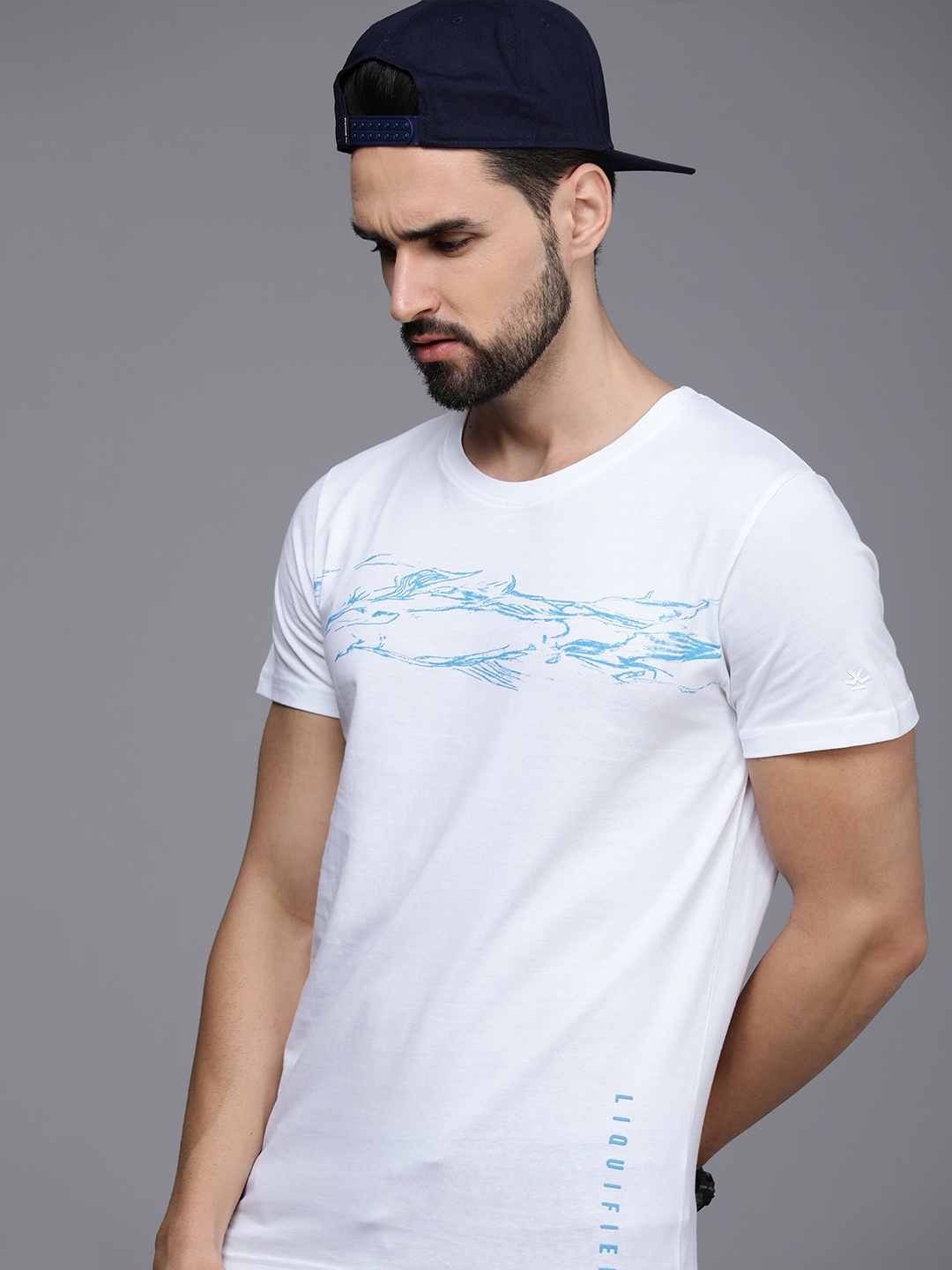 

WROGN Men White & Blue Abstract Printed Pure Cotton T-shirt