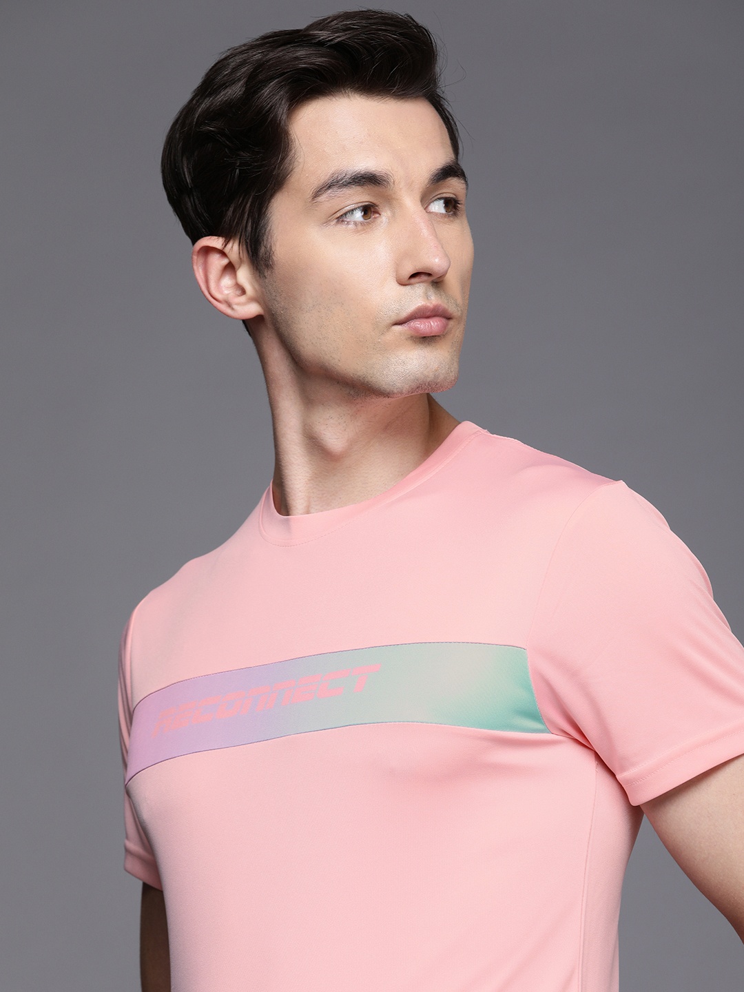 

WROGN ACTIVE Men Pink & Green Typography Printed Slim Fit SportsT-shirt